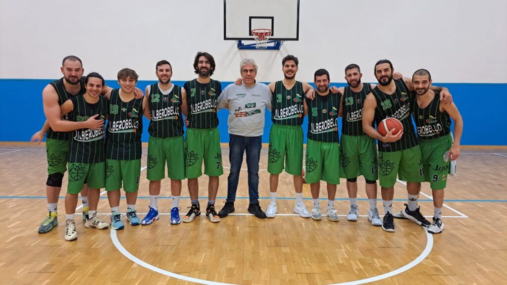 basket alberobello